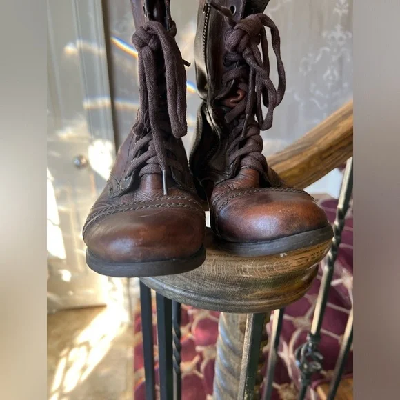 Steve Madden ladies lace up leather boots size 6.5 preowned good condition Brown - Picture 9 of 13
